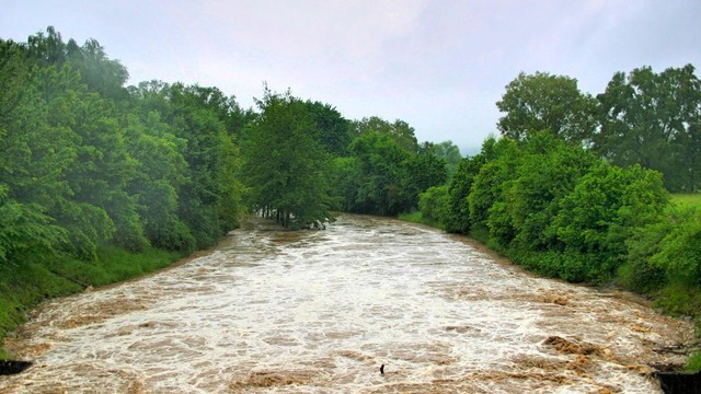 Hochwasser der Pfinz unweit Karlsruhe (Archivbild)