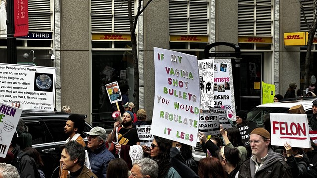 #Chicago #HandsOff #Protests 

Targeting the #NationalRifleAssociation #NRA with sign that says "If My Vagina Shot Bullets, You'd Regulate It Less" 

Also, "Horsemen of the E-POCALYPSE: #MAGA, #Elon, #BigValls, #DoNothing #Democrats" 

This is another one where the protesters are calling out #ElectedDemocrats who thing they were elected to support the #MAGA #DOGE agenda.

#ChuckSchumer #Schumer, #AdamSchiff #Shiff, #JohnFetterman #Fetterman, GO HOME!