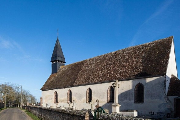 Eglise Sainte-Marie-Madeleine à #MesnilsurlEstrée (#Eure) Edifice datant de la fin du XVe siècle voire début du 16ème. Il présente un plan rectangulaire, en maçonnerie de silex. L'architecte Cissey réalise de g...
Suite 👉 https://monumentum.fr/monument-historique/pa27000082/mesnil-sur-lestree-eglise-sainte-marie-madeleine
#Patrimoine #MonumentHistorique
Photo CC-BY-SA 4.0 : Guy NŒHRINGER