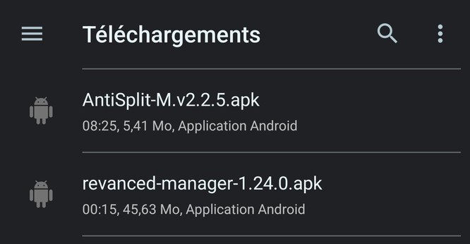 Dossier téléchargements sur Android, on peut lire AntiSplit-M .apk, et revanced-manager .apk